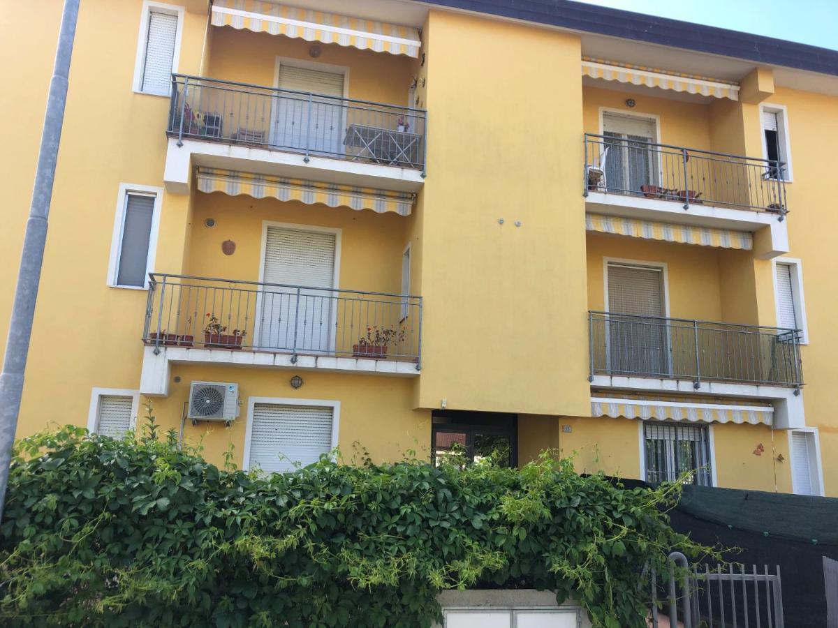 Via Padova Apartment Marcelli Exterior foto